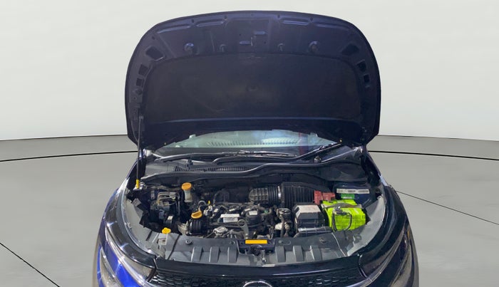 2022 Tata ALTROZ XZ PETROL, Petrol, Manual, 38,959 km, Open Bonet