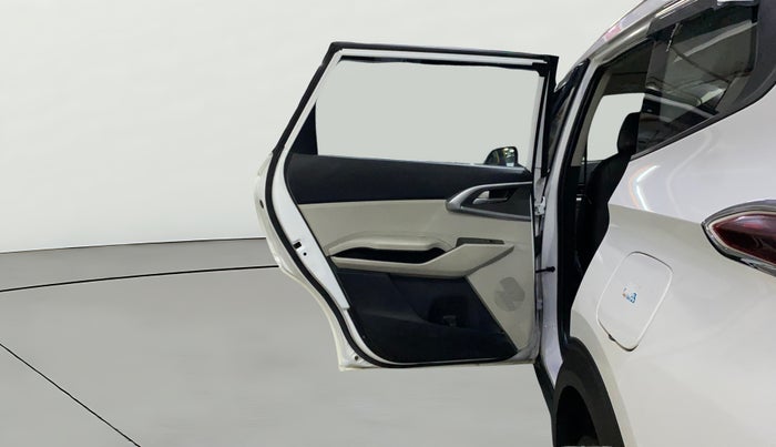 2023 KIA CARENS PRESTIGE 1.5 PETROL 7 STR, Petrol, Manual, 22,338 km, LHS Rear Door