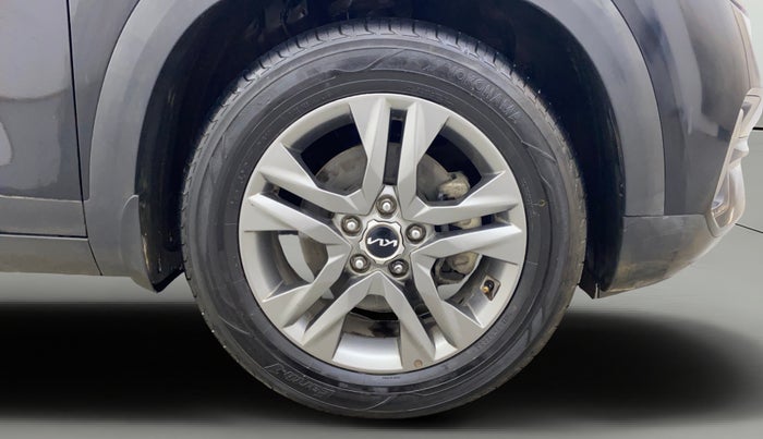 2021 KIA SELTOS HTX IVT 1.5 PETROL, Petrol, Automatic, 60,846 km, Right Front Wheel