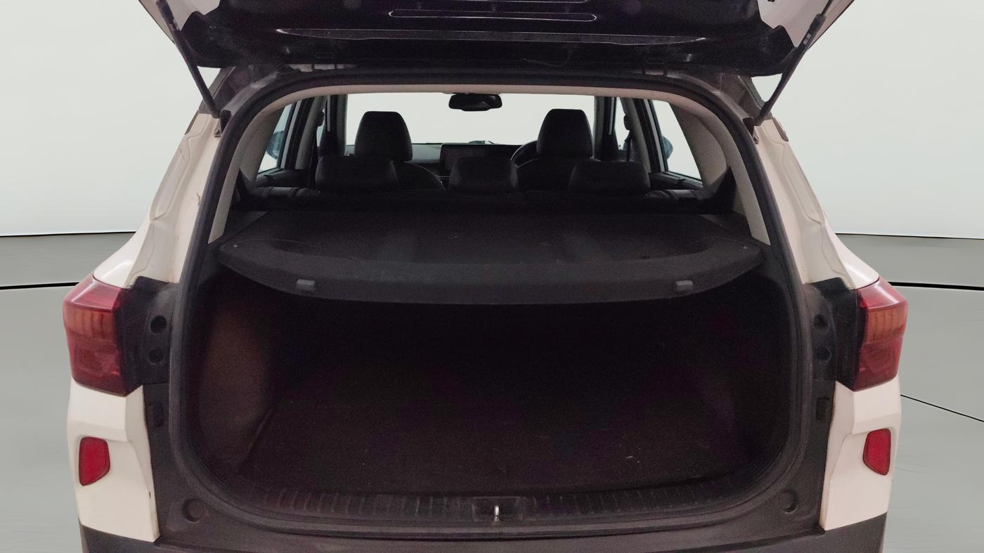2021 KIA SELTOS GTX PLUS 1.5 DIESEL AT DUAL TONE, Diesel, Automatic, 1,18,560 km, Boot Open Zoomed View
