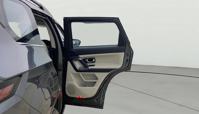 2021 Tata Safari XZA, Diesel, Automatic, 28,091 km, RHS Rear Door
