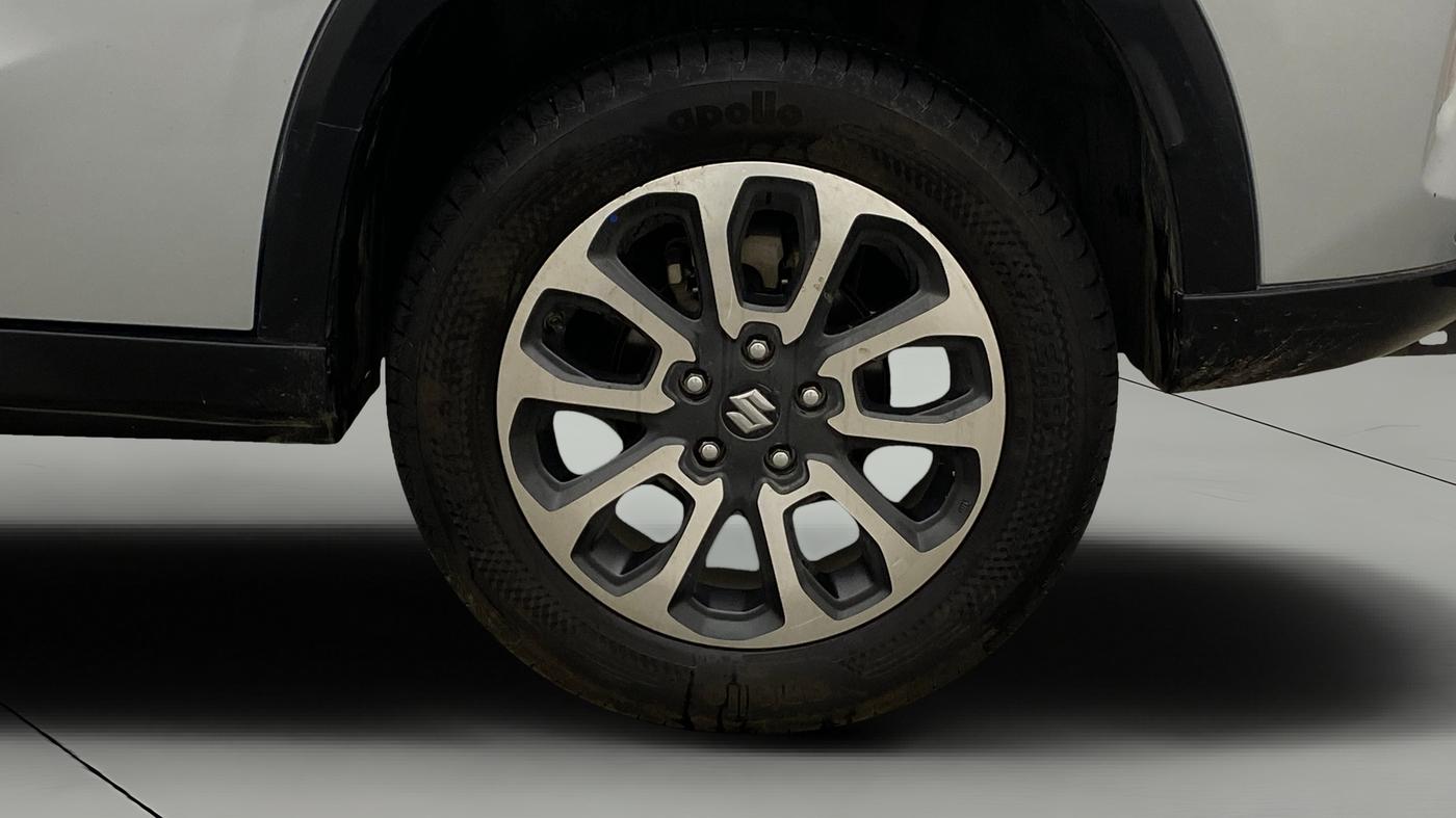 2023 Maruti Grand Vitara ALPHA PLUS HYBRID ECVT, Hybrid, Automatic, 43,096 km, Left Rear Wheel