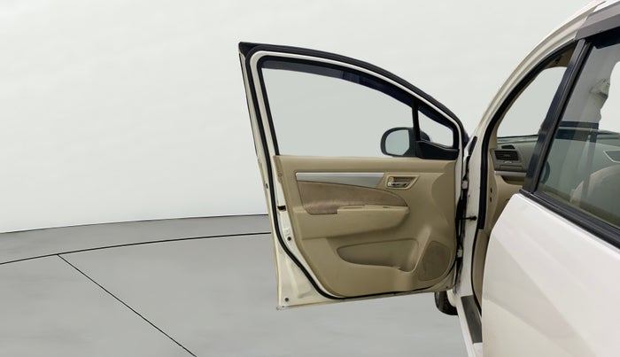 2012 Maruti Ertiga ZXI, Petrol, Manual, 1,35,791 km, LHS Front Door