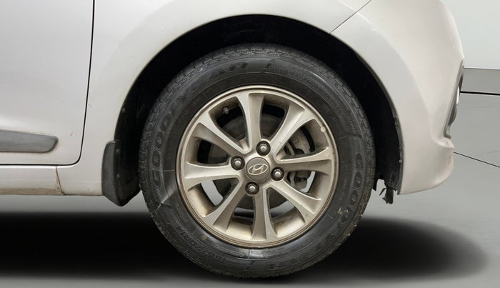 2015 Hyundai Grand i10 ASTA (O) 1.2 KAPPA VTVT, Petrol, Manual, 44,645 km, Right Front Wheel