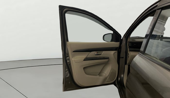 2018 Maruti Ertiga VXI SHVS, Petrol, Manual, 84,509 km, LHS Front Door