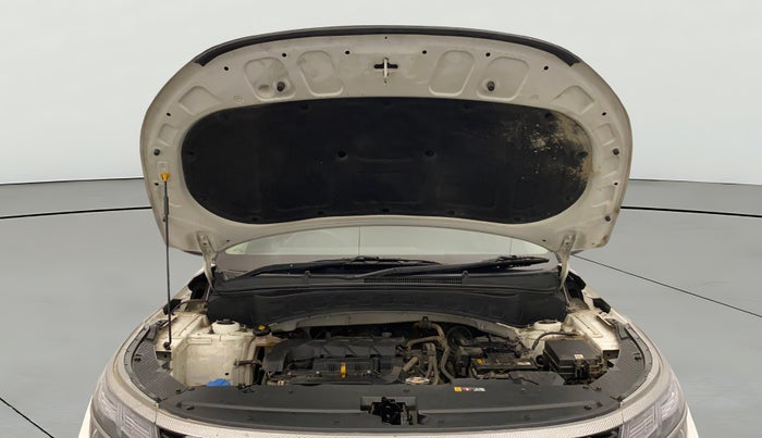 2023 KIA SELTOS  HTK 1.5 PETROL MT, Petrol, Manual, 20,556 km, Open Bonet