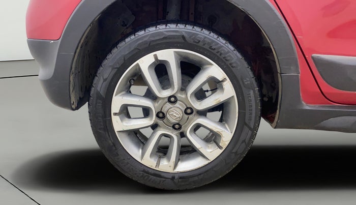 2017 Hyundai i20 Active 1.2 SX, Petrol, Manual, 97,667 km, Right Rear Wheel