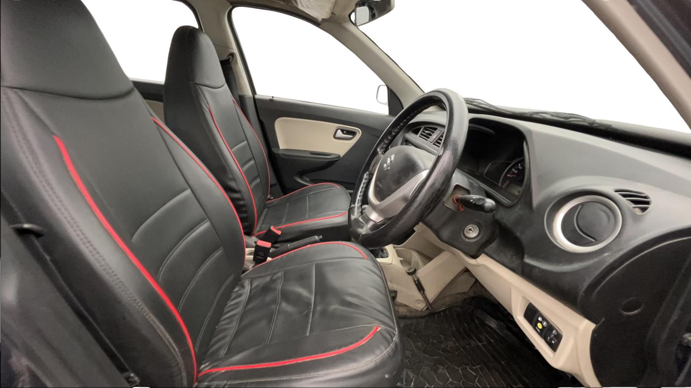 2022 Maruti Alto LXI OPT CNG, CNG, Manual, 90,962 km, Right Side Front Door Cabin