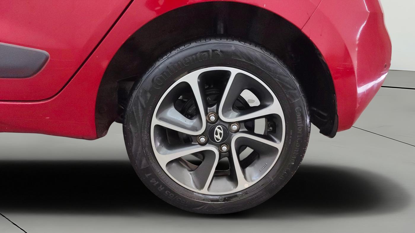 2017 Hyundai Grand i10 SPORTZ (O) AT 1.2 KAPPA VTVT, Petrol, Automatic, 95,534 km, Left Rear Wheel