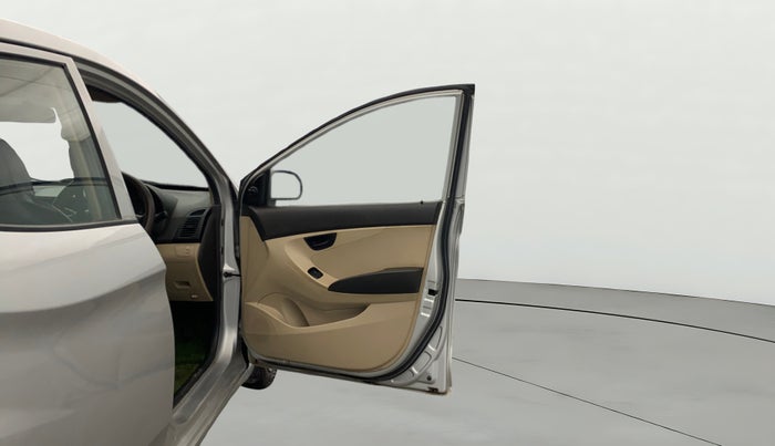 2018 Hyundai Eon MAGNA +, Petrol, Manual, 30,714 km, RHS Front Door