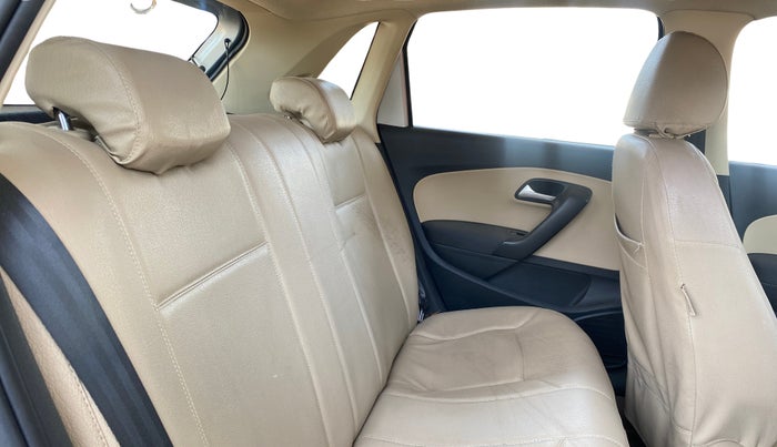 2014 Volkswagen Polo HIGHLINE1.2L, Petrol, Manual, 44,306 km, Right Side Rear Door Cabin