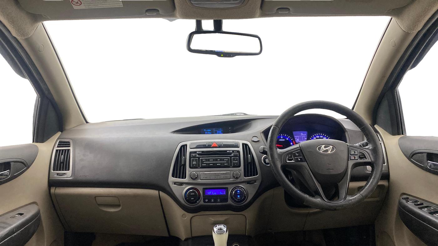 2014 Hyundai i20 ASTA 1.4 CRDI, Diesel, Manual, 1,42,812 km, Dashboard
