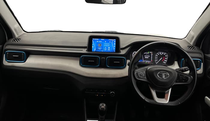 2023 Tata PUNCH CREATIVE  MT, Petrol, Manual, 15,089 km, Dashboard