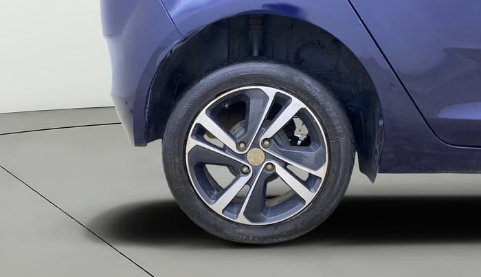 2022 Tata ALTROZ XZA PLUS, Petrol, Automatic, 30,949 km, Right Rear Wheel