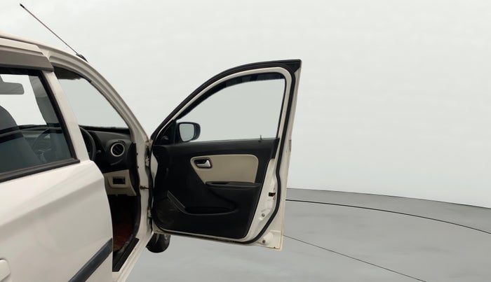 2021 Maruti Alto VXI, Petrol, Manual, 1,37,679 km, RHS Front Door