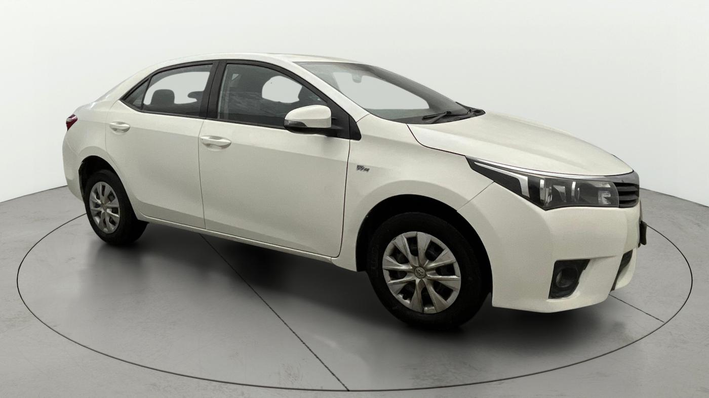 2014 Toyota Corolla Altis J PETROL, Petrol, Manual, 1,04,585 km, Right Front Diagonal