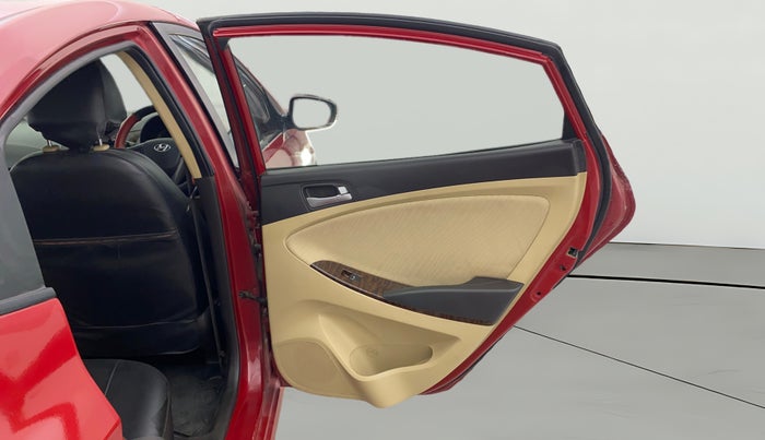 2015 Hyundai Verna FLUIDIC 4S 1.6 VTVT S, Petrol, Manual, 38,304 km, RHS Rear Door