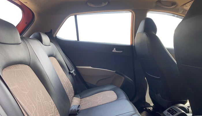 2019 Hyundai Grand i10 SPORTZ 1.2 KAPPA VTVT, Petrol, Manual, 15,126 km, Right Side Rear Door Cabin