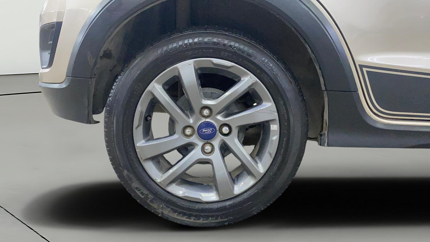 2018 Ford FREESTYLE TITANIUM 1.2 PETROL, Petrol, Manual, 90,428 km, Right Rear Wheel