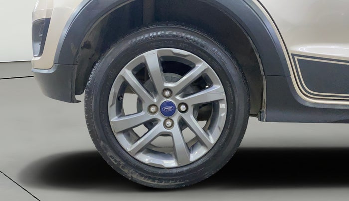 2018 Ford FREESTYLE TITANIUM 1.2 PETROL, Petrol, Manual, 90,419 km, Right Rear Wheel