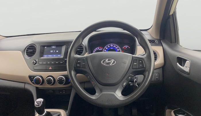 2017 Hyundai Grand i10 SPORTZ 1.2 KAPPA VTVT, Petrol, Manual, 1,36,006 km, Steering Wheel Close Up