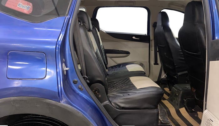 2020 Renault TRIBER RXZ, Petrol, Manual, 70,016 km, Right Side Rear Door Cabin