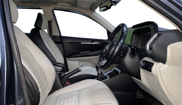 2021 KIA SONET HTX PLUS 1.5, Diesel, Manual, 97,057 km, Right Side Front Door Cabin