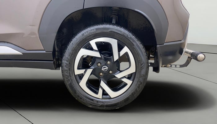 2024 Nissan MAGNITE XV Premium AMT, Petrol, Automatic, 18,038 km, Left Rear Wheel