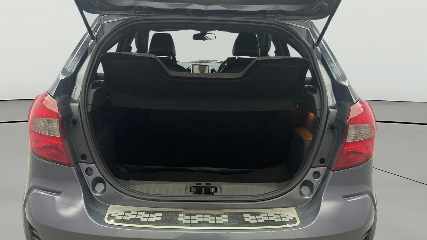 2020 Ford FREESTYLE TITANIUM 1.5 DIESEL, Diesel, Manual, 1,01,152 km, Boot Open Zoomed View