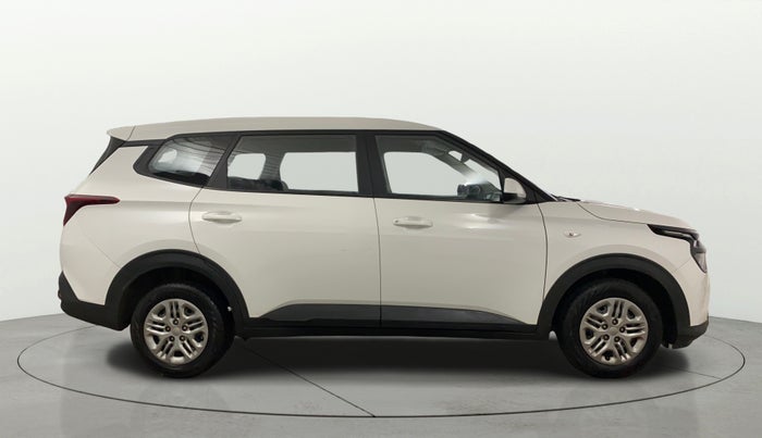 2024 KIA CARENS PREMIUM 1.5 PETROL 7 STR, Petrol, Manual, 7,422 km, Right Side View