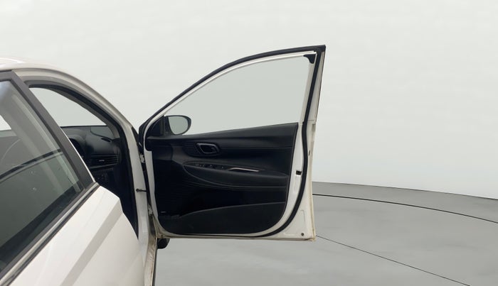 2021 Hyundai NEW I20 ASTA (O) 1.2 MT, Petrol, Manual, 19,506 km, RHS Front Door