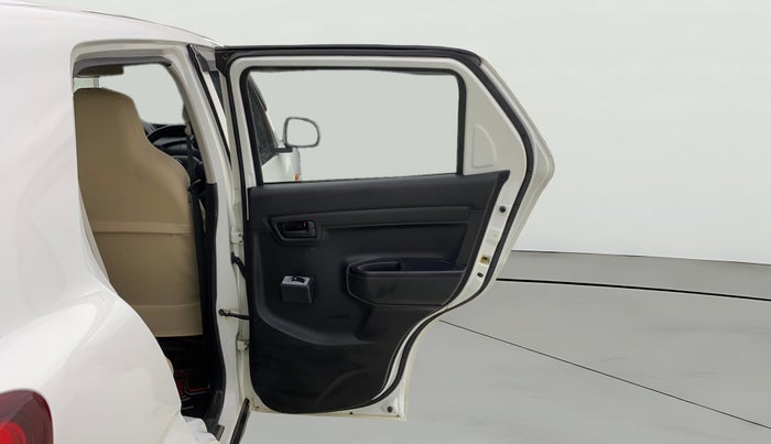 2022 Maruti S PRESSO VXI (O) CNG, CNG, Manual, 61,418 km, RHS Rear Door