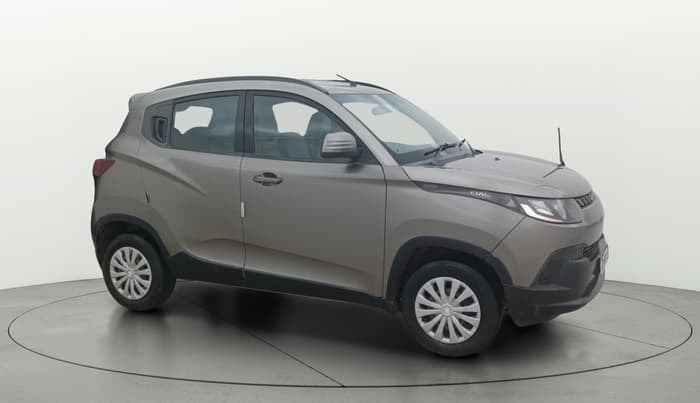 2016 Mahindra Kuv100 K6 PLUS 6 STR, Petrol, Manual, 82,743 km, Right Front Diagonal