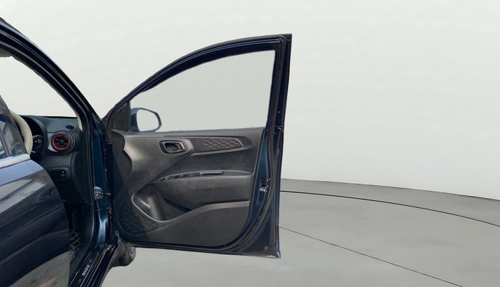 2022 Hyundai GRAND I10 NIOS MAGNA CORPORATE EDITION 1.2 KAPPA VTVT, Petrol, Manual, 17,381 km, RHS Front Door