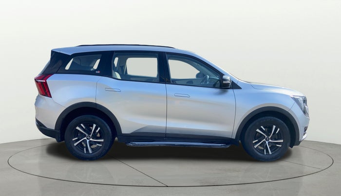 2021 Mahindra XUV700 AX 3 P AT 5 STR, Petrol, Automatic, 50,006 km, Right Side View
