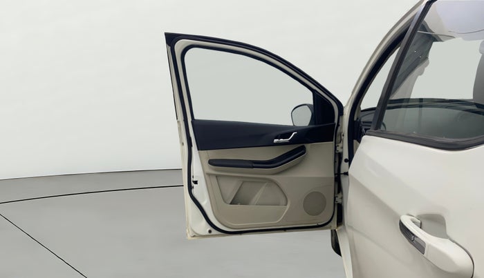 2022 Tata Tiago XZA PLUS PETROL, Petrol, Automatic, 64,454 km, LHS Front Door