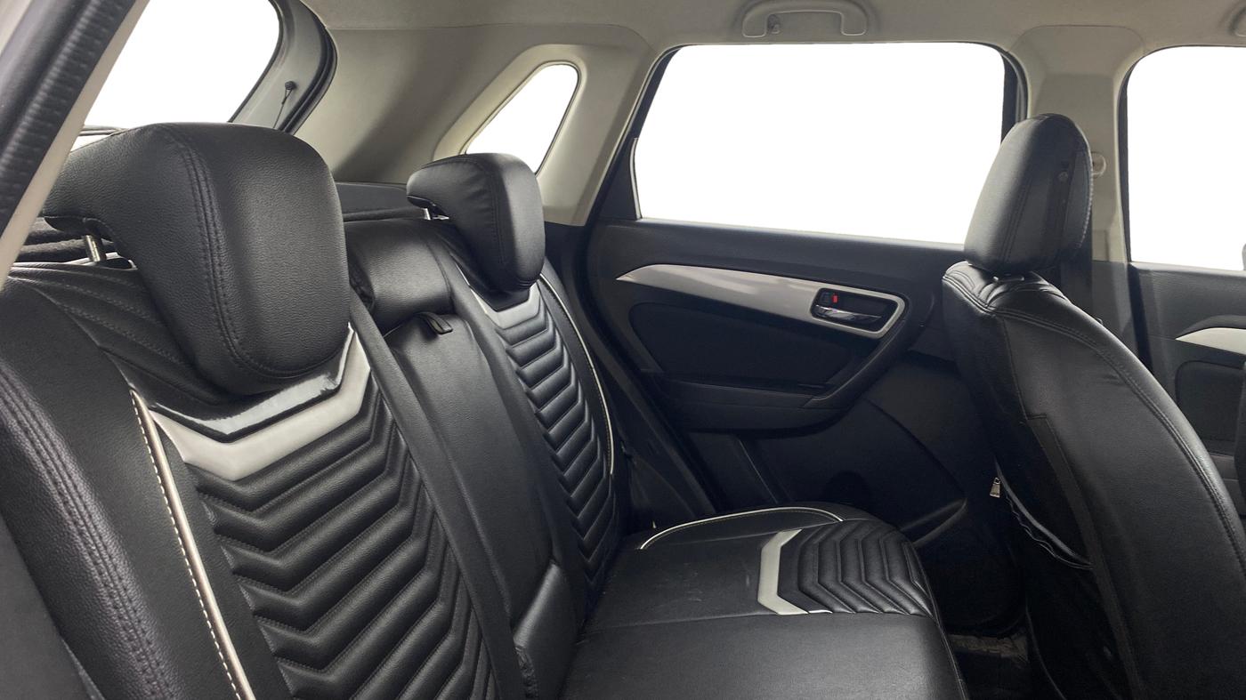 2020 Maruti Vitara Brezza ZXI AT SHVS, Petrol, Automatic, 99,527 km, Right Side Rear Door Cabin