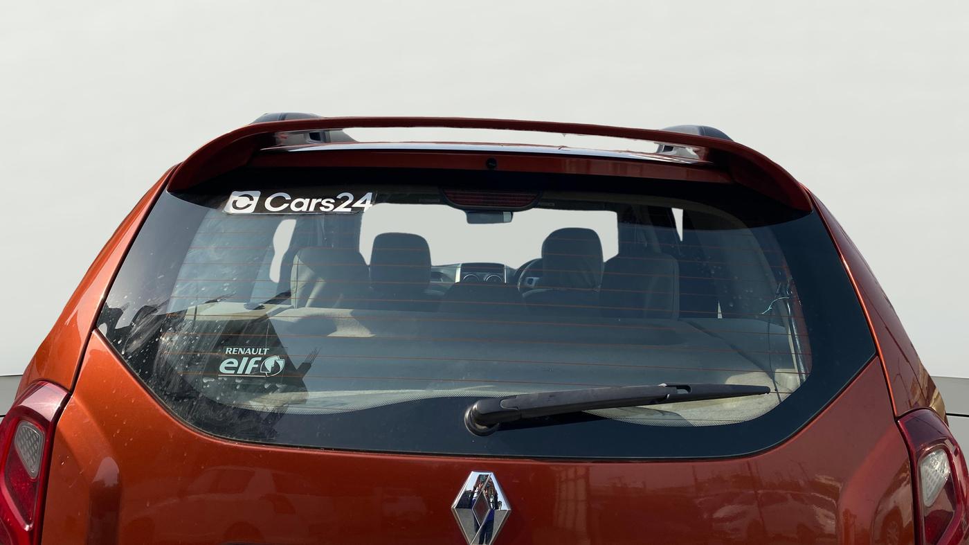 2016 Renault Duster 110 PS RXZ 4X4 MT DIESEL, Diesel, Manual, 1,11,247 km, Rear Windshield