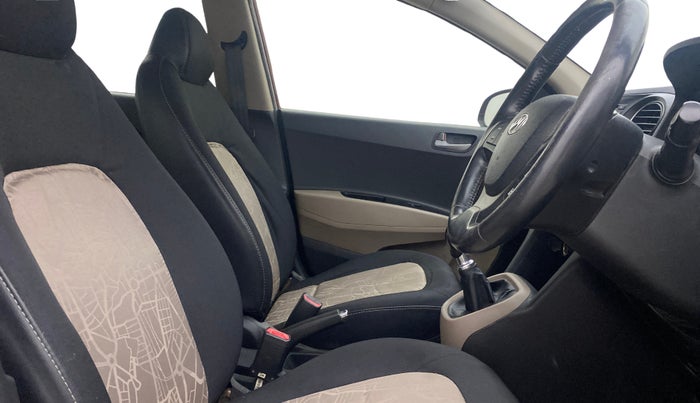 2014 Hyundai Grand i10 ASTA 1.1 CRDI, Diesel, Manual, 1,11,939 km, Right Side Front Door Cabin