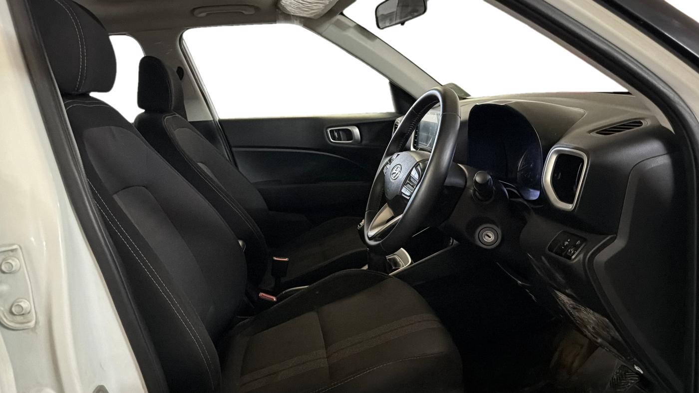 2020 Hyundai VENUE SX 1.0 TURBO IMT, Petrol, Manual, 65,015 km, Right Side Front Door Cabin