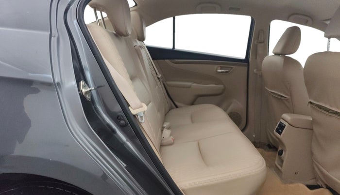 2022 Maruti Ciaz ZETA 1.5 SHVS MT PETROL, Petrol, Manual, 41,768 km, Right Side Rear Door Cabin