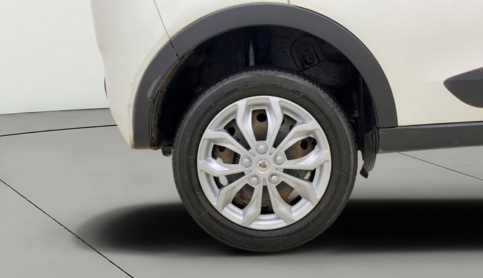 2018 Tata NEXON XM PETROL, Petrol, Manual, 33,553 km, Right Rear Wheel