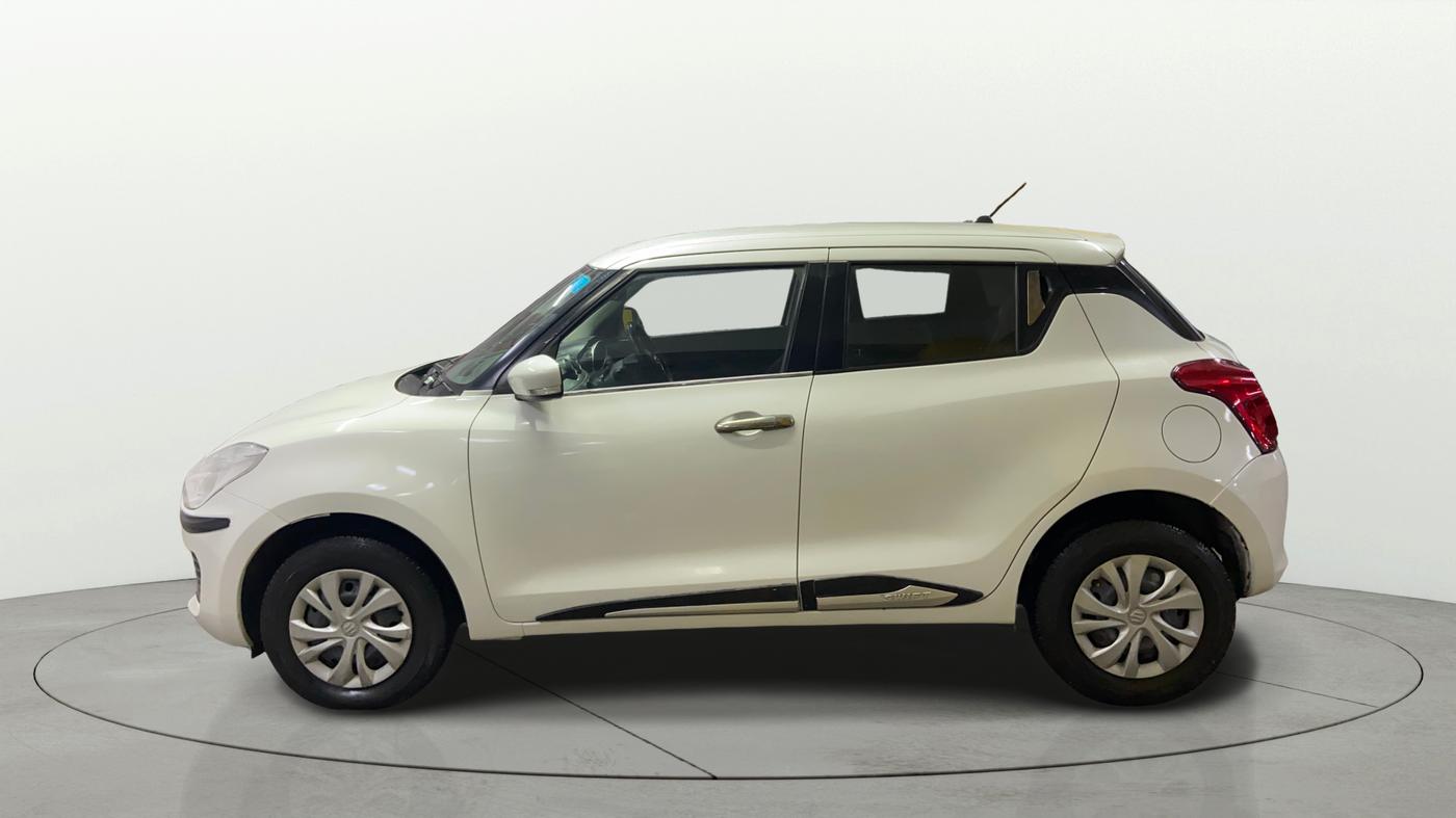 2020 Maruti Swift VXI AMT, Petrol, Automatic, 38,458 km, Left Side