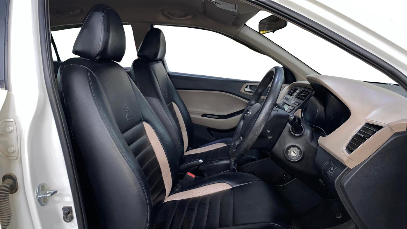 2015 Hyundai Elite i20 MAGNA 1.2, Petrol, Manual, 70,135 km, Right Side Front Door Cabin