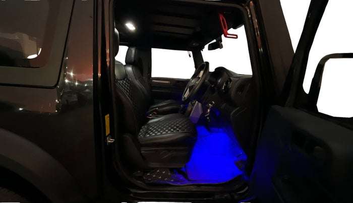 2022 Mahindra Thar LX PETROL HT 4WD AT, Petrol, Automatic, 18,289 km, Right Side Front Door Cabin