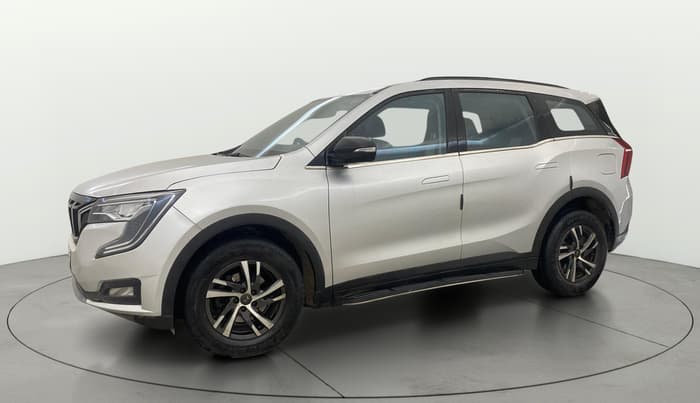 2022 Mahindra XUV700 AX 5 P MT 5 STR, Petrol, Manual, 46,675 km, Left Front Diagonal