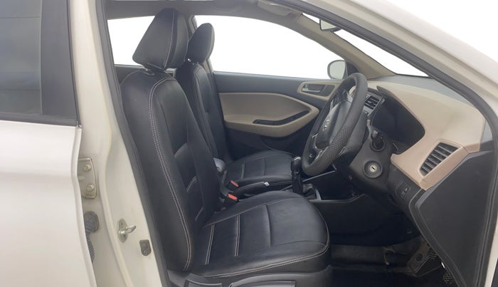 2014 Hyundai Elite i20 SPORTZ 1.2, Petrol, Manual, 43,318 km, Right Side Front Door Cabin