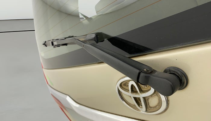 2014 Toyota Innova 2.5 VX 8 STR, Diesel, Manual, 79,175 km, Rear Wiper