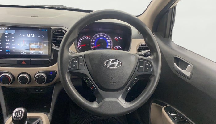 2017 Hyundai Grand i10 SPORTZ 1.2 KAPPA VTVT, Petrol, Manual, 1,27,820 km, Steering Wheel Close Up