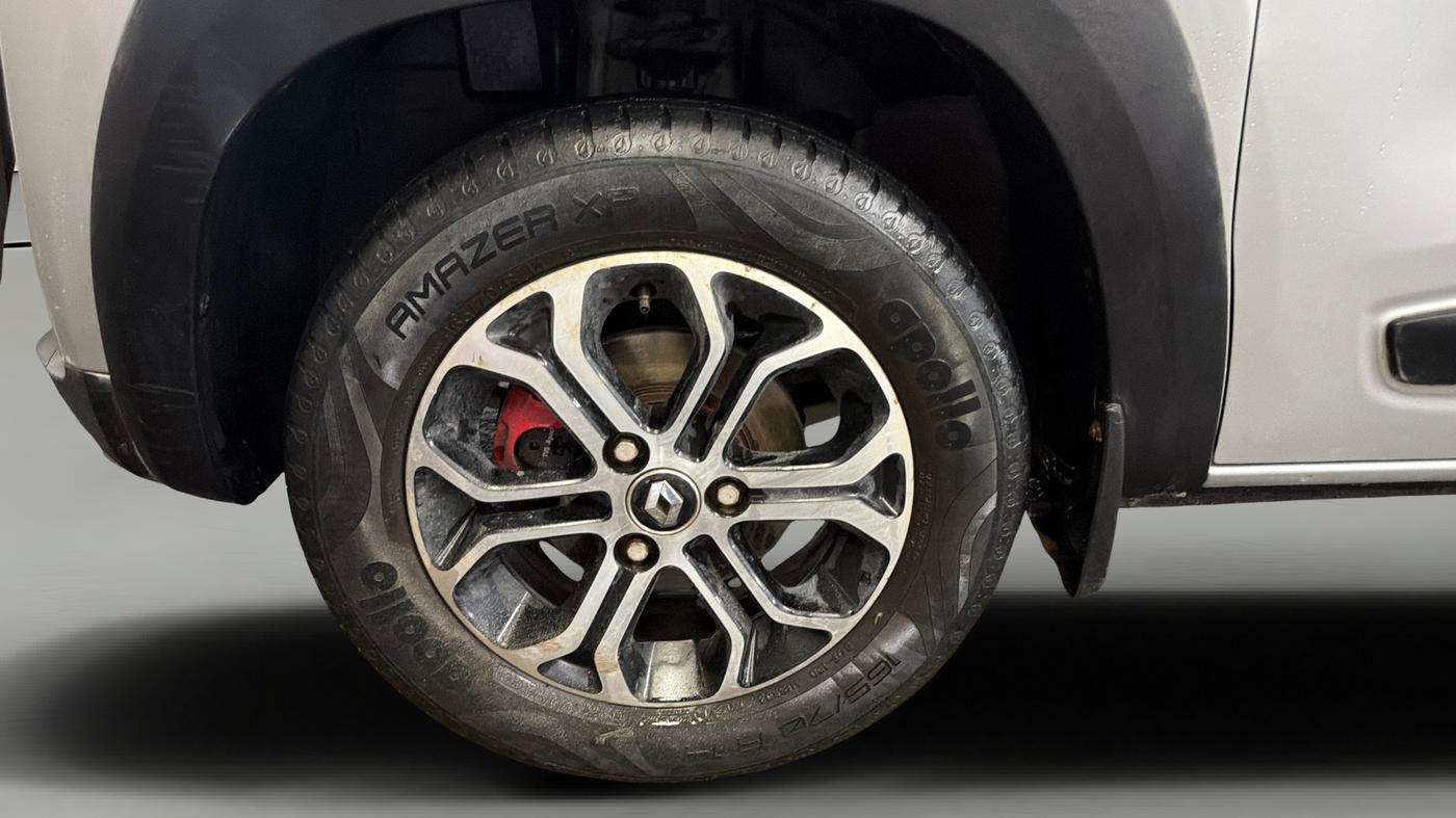2021 Renault Kwid RXL, Petrol, Manual, 40,654 km, Left Front Wheel